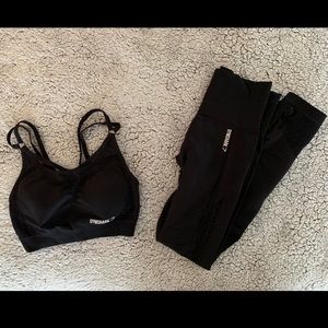 Gymshark Energy+ Seamless Set in Black XS